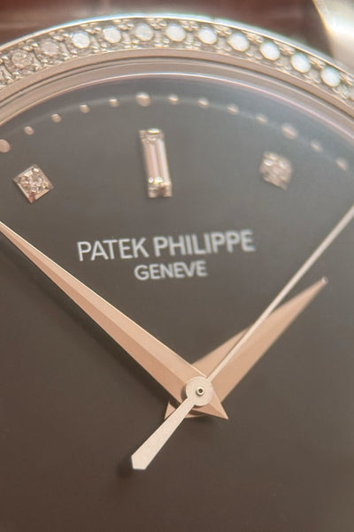 Patek Phillippe Calatrava + PP. Manschettenknöpfe - 5297G - Weissgold/Diamanten - Box &amp; Papiere - Jahr: 11/2021 - 38mm - Set!!! - Premium Luxusuhr - Bild 16