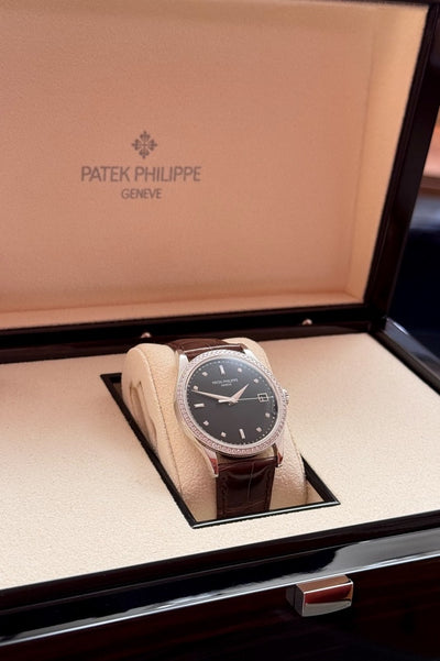 Patek Phillippe Calatrava + PP. Manschettenknöpfe - 5297G - Weissgold/Diamanten - Box &amp; Papiere - Jahr: 11/2021 - 38mm - Set!!! - Premium Luxusuhr - Bild 4