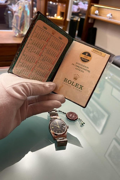 Rolex Date - 34 mm - Ref. 1500 - Stahl - Oyster Band - Schwarzes Zifferblatt - Tritium - Box &amp; Papiere - Premium Luxusuhr - Bild 4
